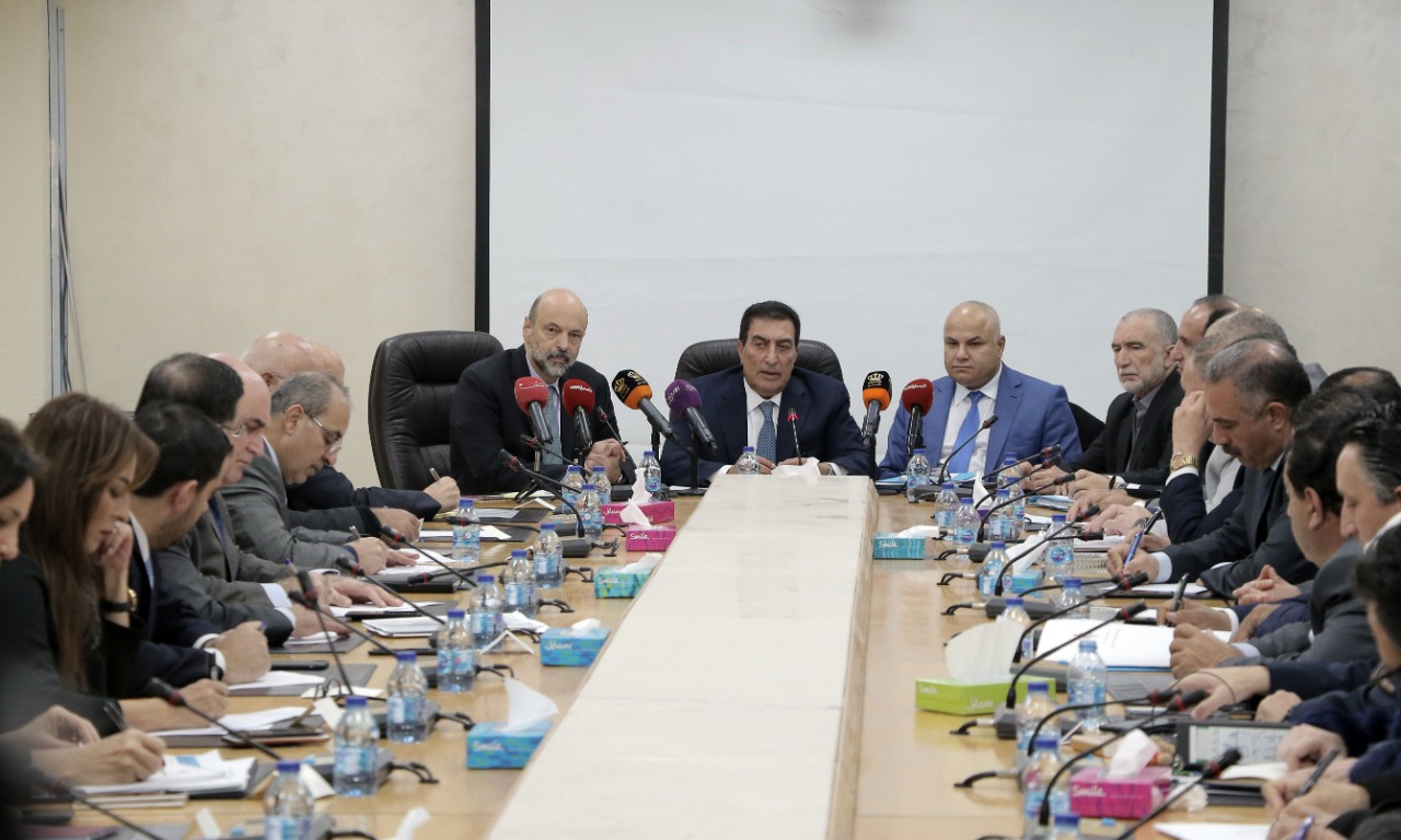 اجتماع رئيس الوزراء عمر الرزاز مع عدد من النواب اليوم