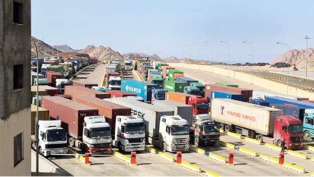 نصف الشاحنات الأردنية لا تستطيع الدخول إلى السعودية – جريدة الغد