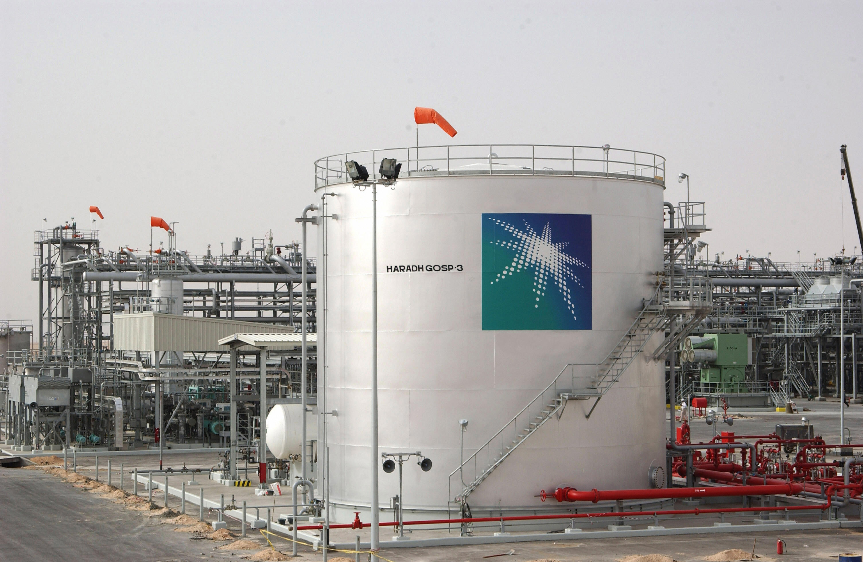 السعودية تبحث تنويع استثماراتها في الغاز والنفط قبل طرح أرامكو Alghad