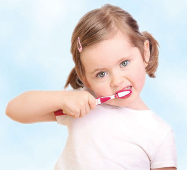 نصائح للعناية بأسنان الأطفال - جريدة الغد