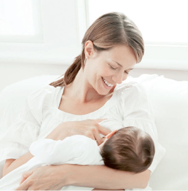 فوائد الرضاعة الطبيعية على الأم والطفل - جريدة الغد